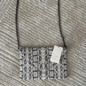 A New Day Black and White Snake Print Clutch
